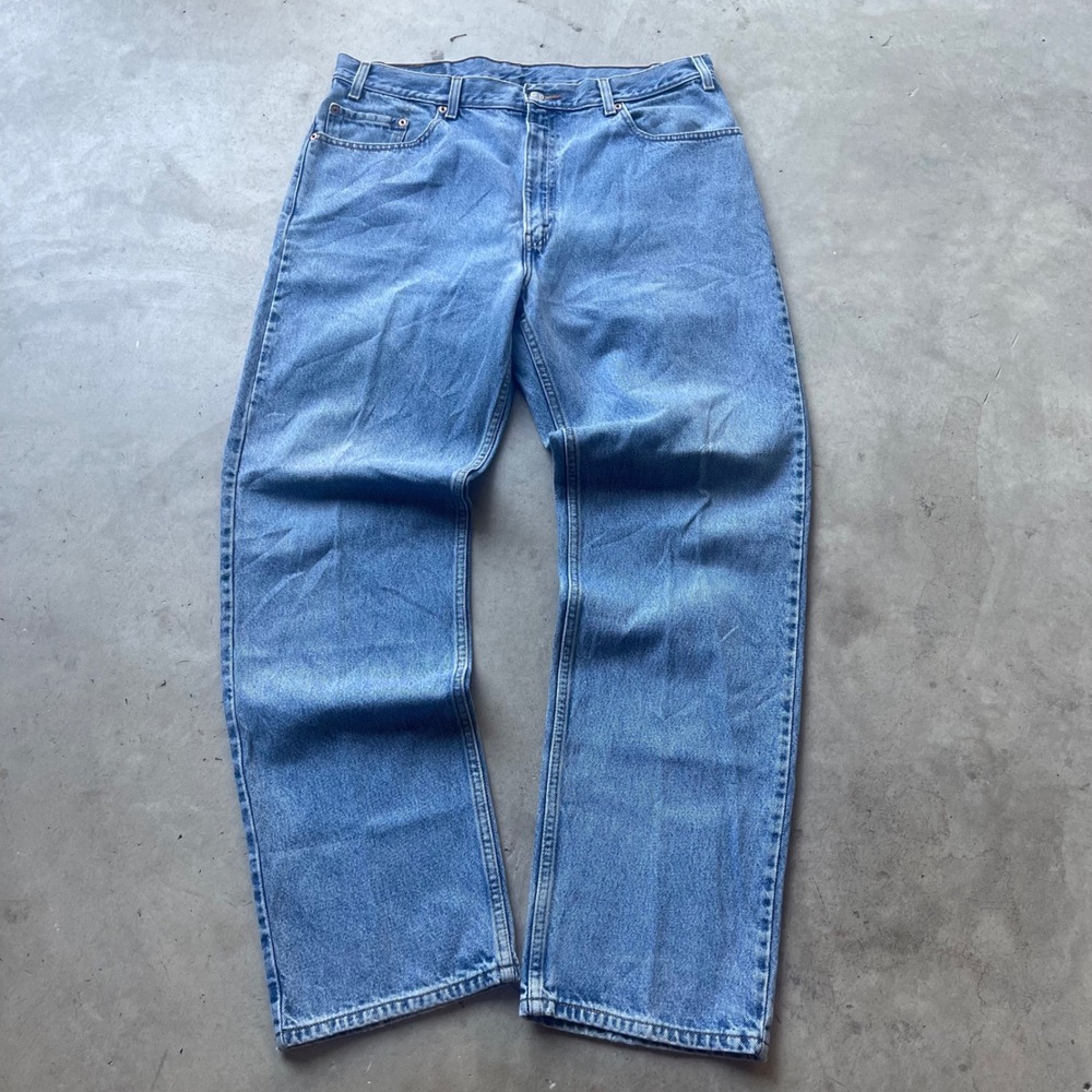 Levis 505 Regular Fit Straight Leg Jeans Blue Denim Mens 38x32 Medium Wash